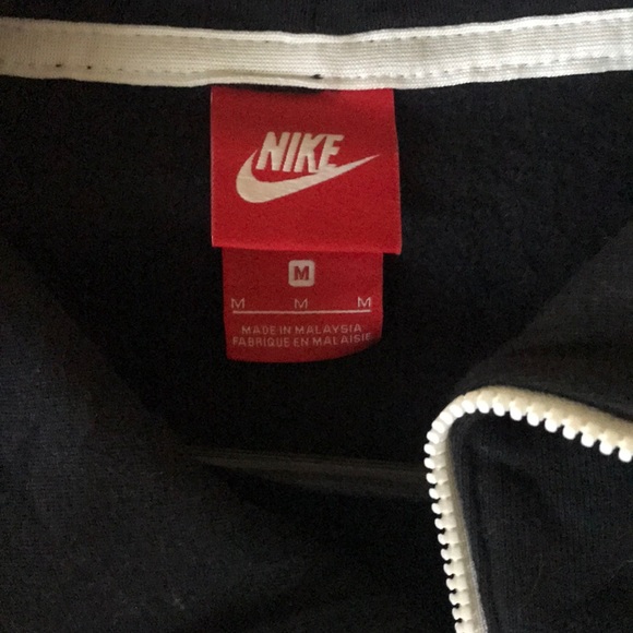 Nike crawl neck sweatshirt size M never worn - Picture 3 of 4